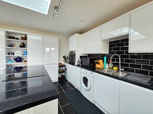 Photo 16- click for photo gallery